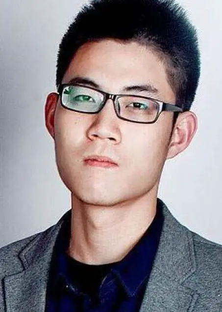 Huang Yuanda Nationality, Plot, 黄元达, Age, Born, Gender, A lively director, screenwriter, and editor born in Changsha, Hunan.
